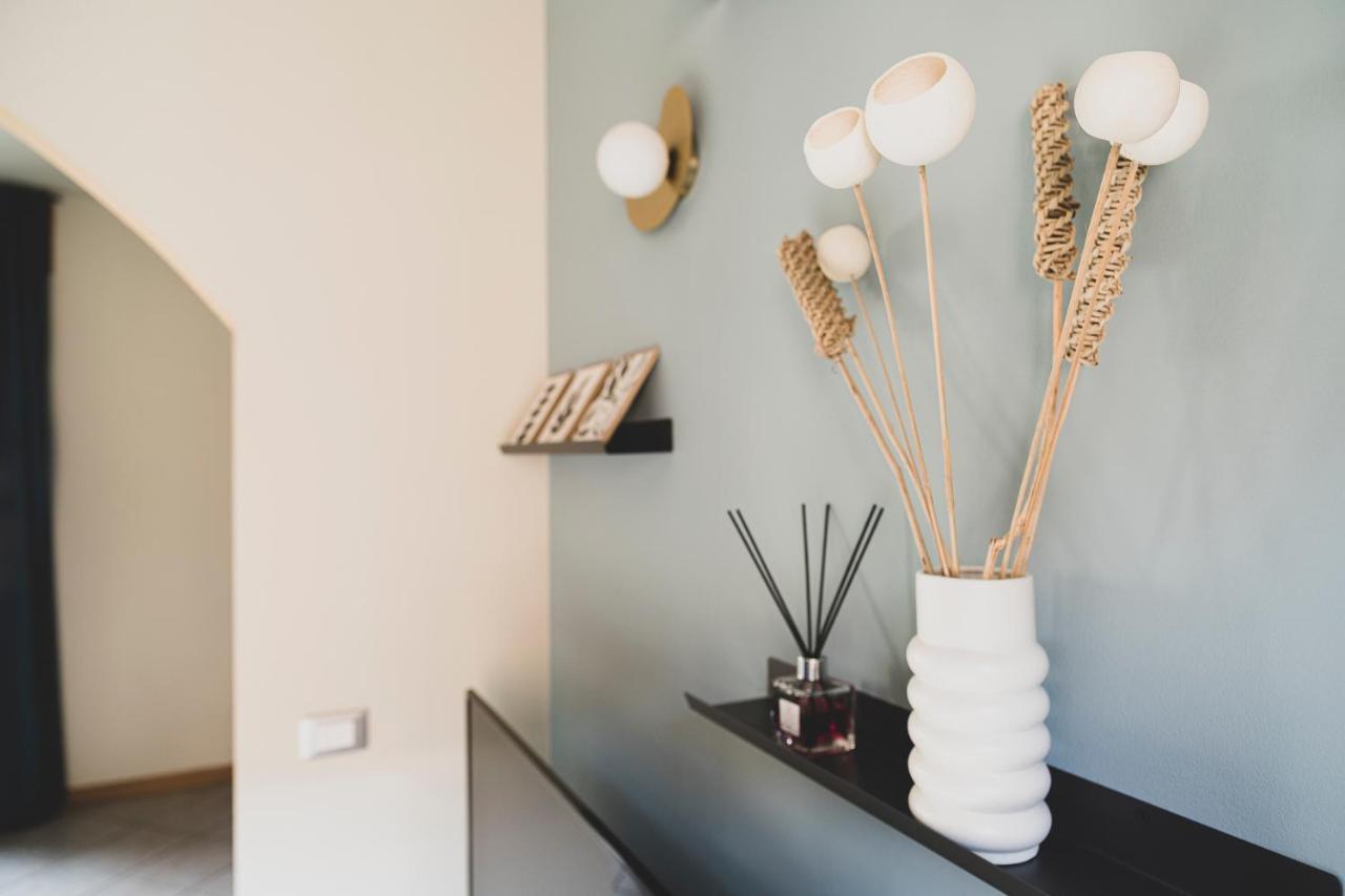 Loft Tirano 3Min Walk To Berninaexpress Apartment Luaran gambar